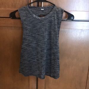 Lululemon cross-back tank top - size 4